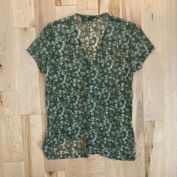 Sheer green floral top, size small - Picture 1 of 2
